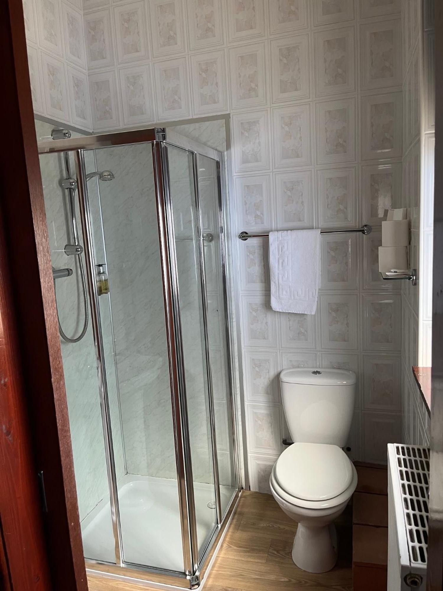 No: 1 The Esplanade Guest Accommodation. テンビー 部屋 写真